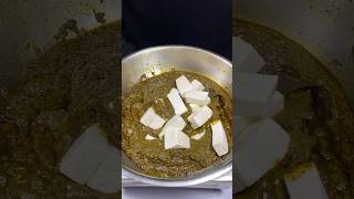 Palak Paneer ASMR Cooking #shorts #food #viral #cooking #palakpaneer #indianasmrworld #paneer