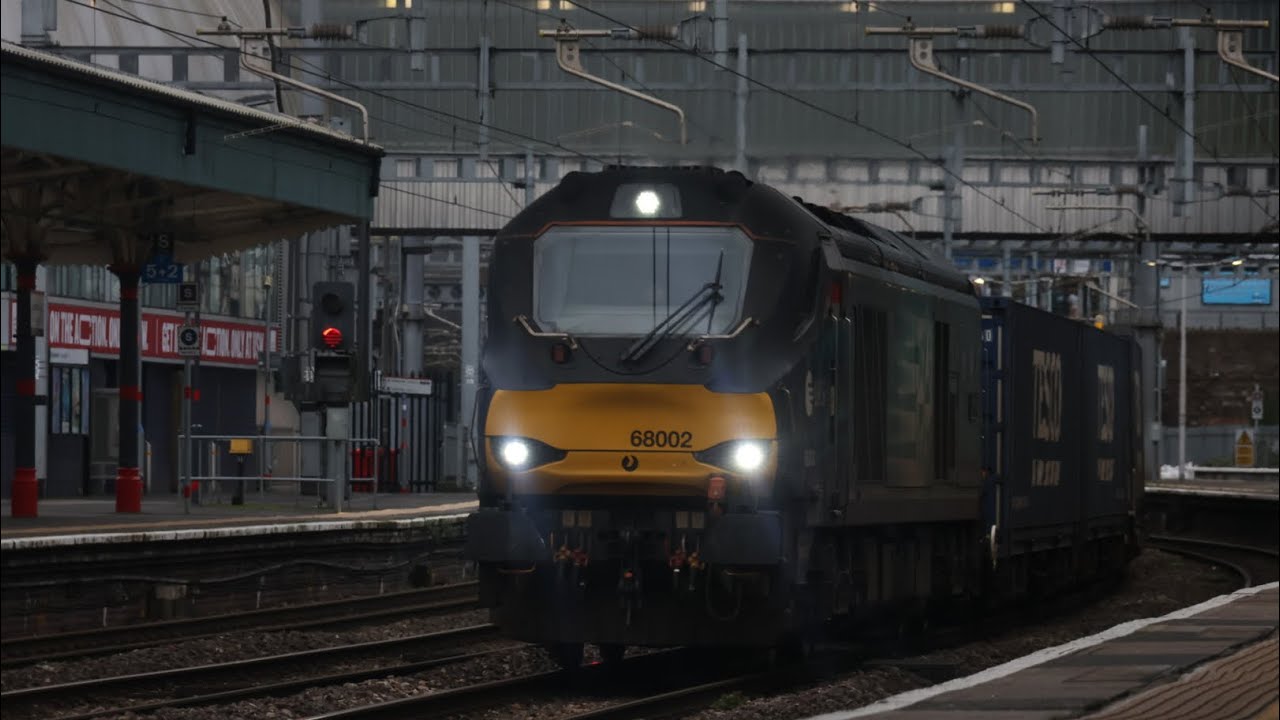 Class 68 at Newport #train #railway 