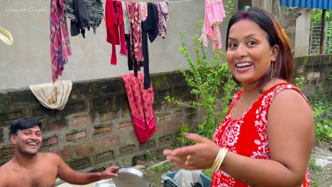 মেয়েরা কি শুদু বাসন মজার জন্য বিয়ে করে নাকি মাঝে মাঝে ছেলেদের ও মেয়েদের হেল্প করা উচিত 😌