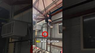 IK VERLIES MIJN TELEFOON (trampolinepark)