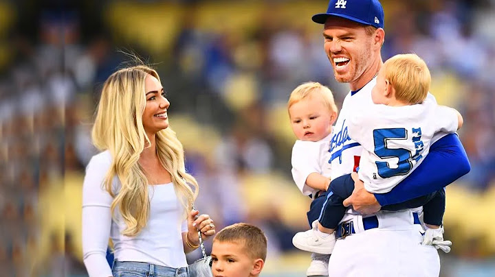 Freddie Freeman's Kids: Meet the Baseball Star's 3 Children