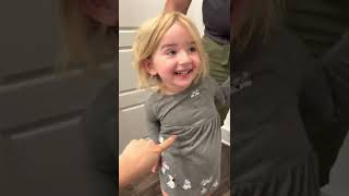 Cutest Reaction From Little Girl on Receiving Surprise Kitten - 1360147