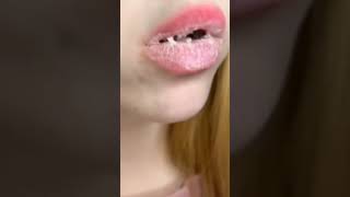 ASMR хрустящая влажная съедобная глина #crunchysounds #clay