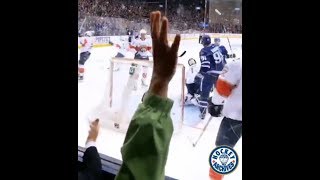 Toronto Maple Leafs - John Tavares hat trick, fourth goal celly vs Florida Panthers - March 25, 2019