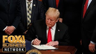 Trump delivers remarks, signs executive order on health care transparency