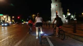 2021-07-31 night downtown Kyiv cycling Volodymyrska / нічний Київ центр на велосипеді Володимирська