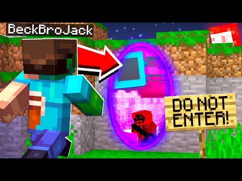 This SECRET Minecraft PORTAL only OPENS at NIGHT!