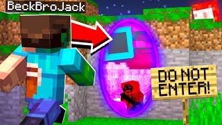 This SECRET Minecraft PORTAL only OPENS at NIGHT!