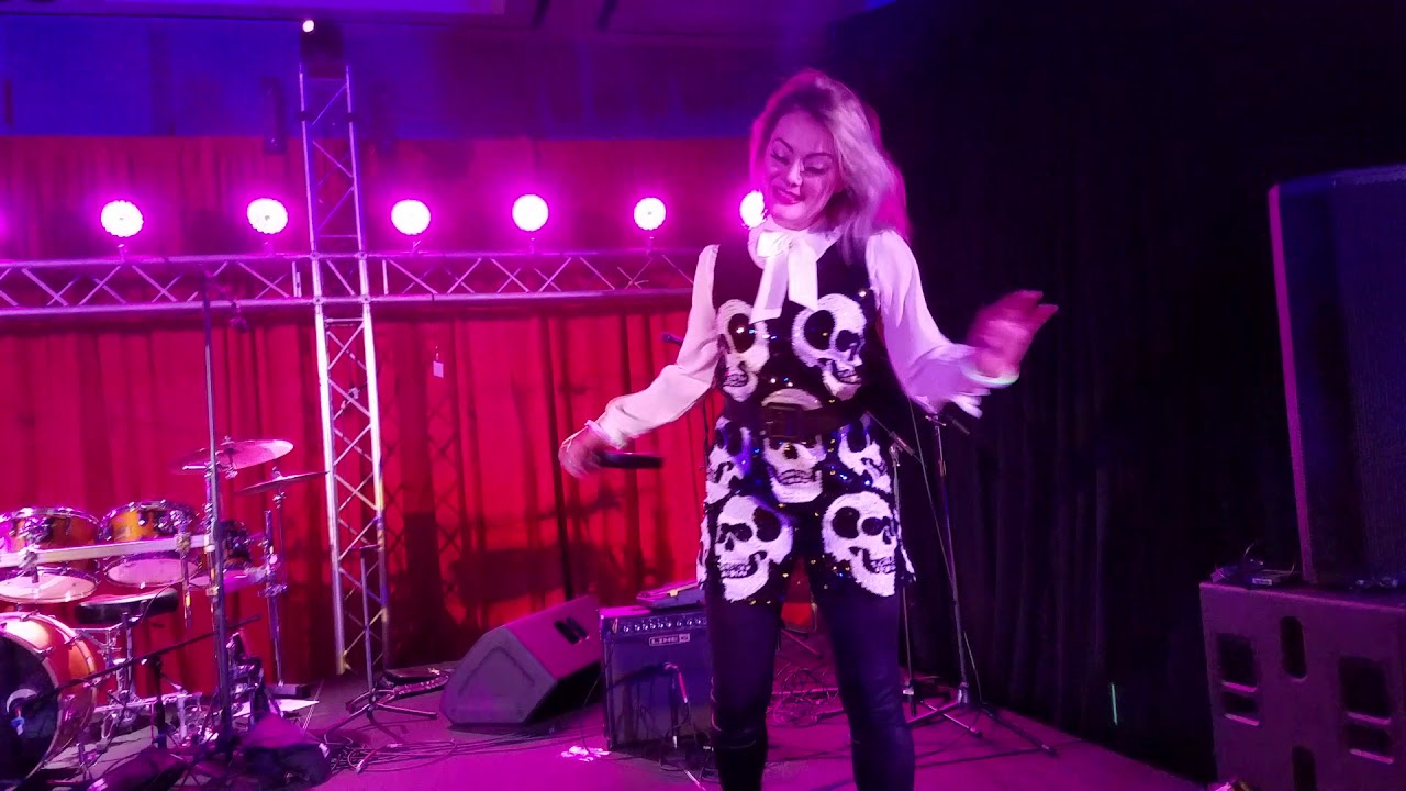 WCPC 2018 Ingrid Nilson singing "It's My Party"