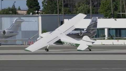 Santa Monica Airport cessna crosswind groundloop