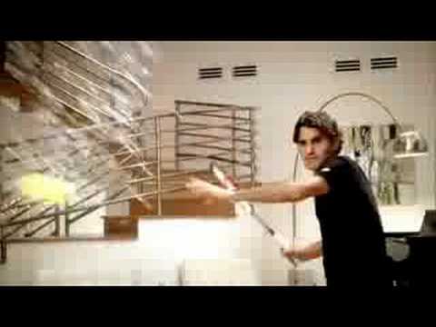 Roger Federer Nike Ad - AWESOME!