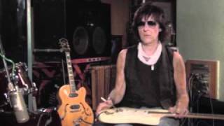 Video-Miniaturansicht von „Jeff Beck Discusses "There's No Other Me"“