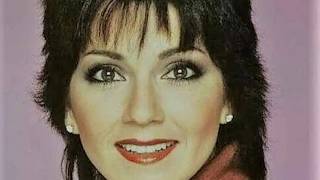 Joyce DeWitt Raises Temperature in Hot Tiny Bikini And Sizzling Lingerie