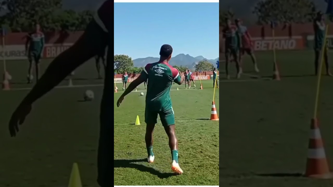 OLHA A JOGADA DO JHON ARIAS 