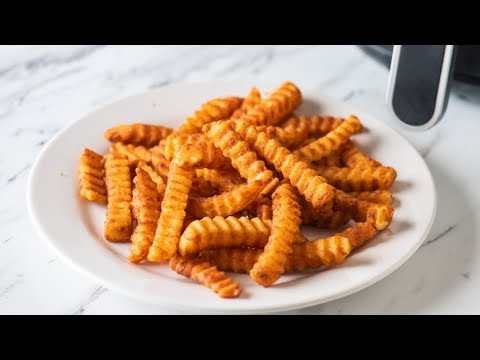 Wellsley Farms Classic Crinkle Cut French Fries, 6 lbs.