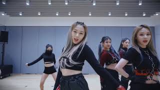 [Mirrored] aespa 에스파 - Black Mamba (Techwear ver.)