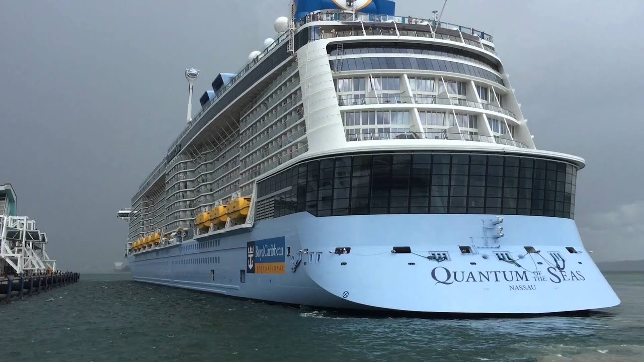 Quantum's Arrival (Quantum of the Seas docks in Singapore) - YouTube
