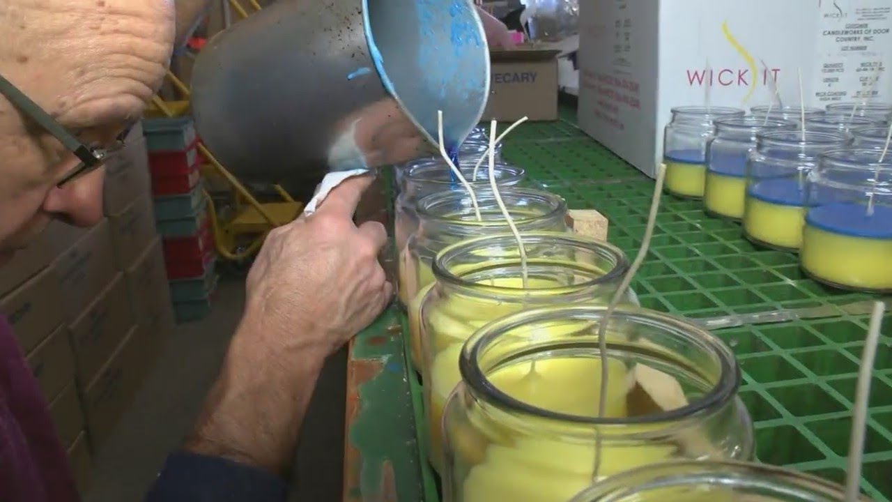 Door County Candle Company 'doubling down' on donation efforts to Ukraine