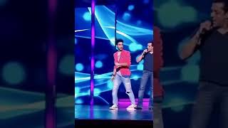 Download Lagu Me hoon hero tera | Salman Khan MP3