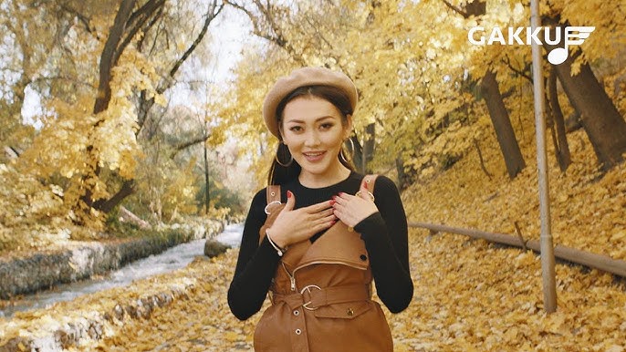 Менің көз алдымда мас орыс әйелді сиқытты Военкомат порнороликтерін қараңыз