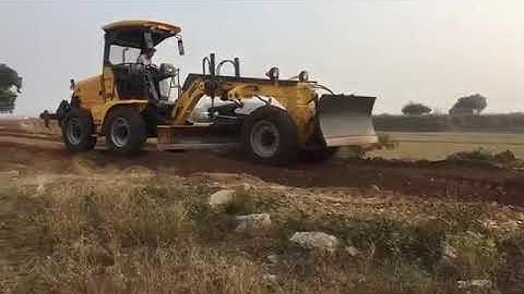 our G90 Mahindra Grader working....Now we have G9595...Sub-dealer Sudhir rao 9729801322