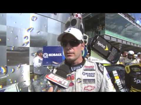 2009 Allstate 400 at the Brickyard - Jimmie Johnso...