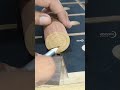 an easy way to find the centre of a dowel #woodworking #tips