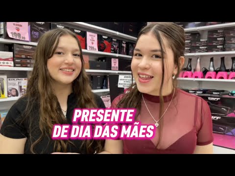 🎁 ❤️ Choosing a Mother's Day GIFT for our Mom - Family Today is Maria's Day