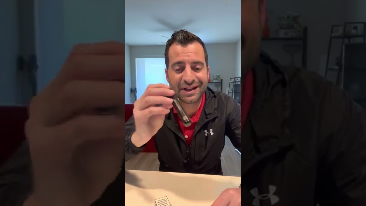 Esco Bars vape (strawberry cream)