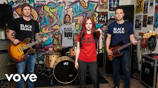 You’re Not Ready For This Avril ft Blink-182 Live Show…