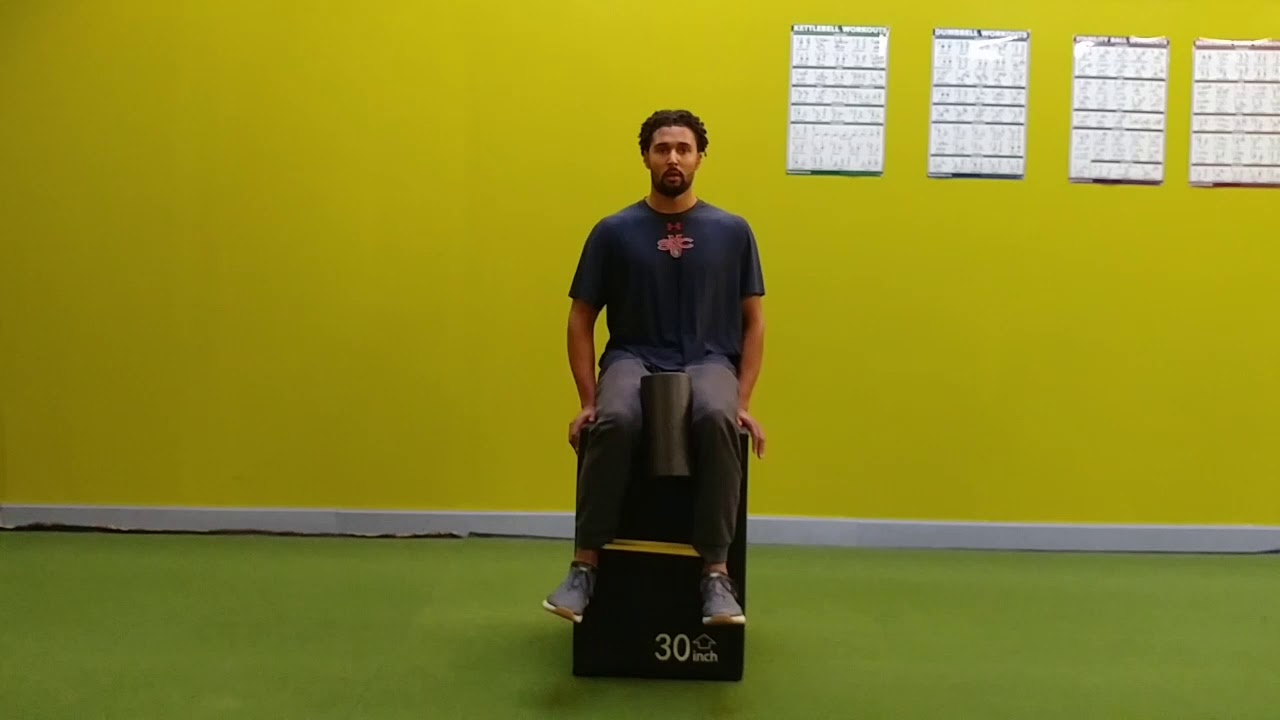 Seated Mini-Band Hip Internal Rotation (IR) - YouTube