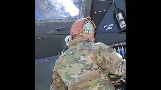 Terrifying! US Army AH-64 Apache helicopters roar over Latvia, demonstrating their destructive power