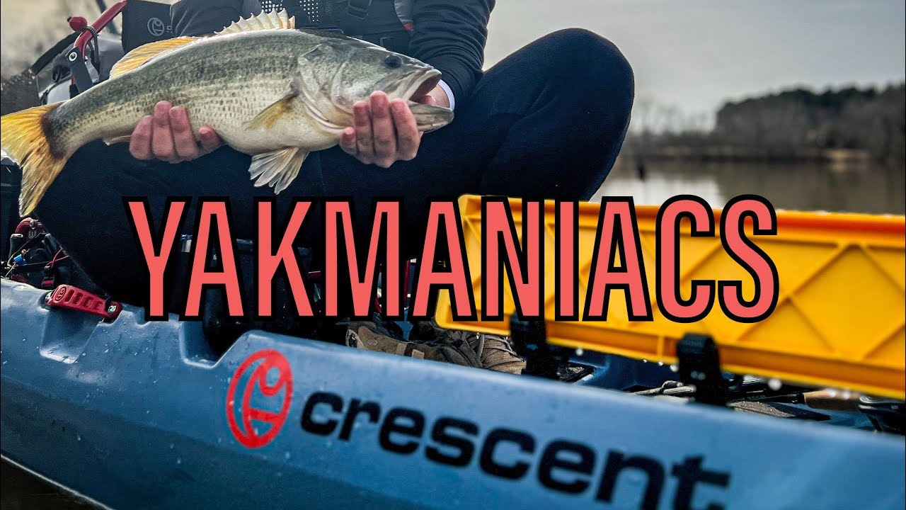 BIG BASS, TWO KAYAKS || winter bass fishing
