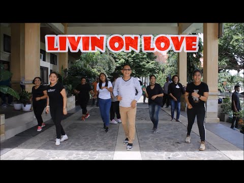 LIVIN ON LOVE COUNTRY REMIX || PNK Line Dance|| KUPANG NTT