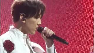 Dimash Qudaibergen - Couldn't Leave - Dubai Solo Concert 03/25/2022 [4K Fancam]
