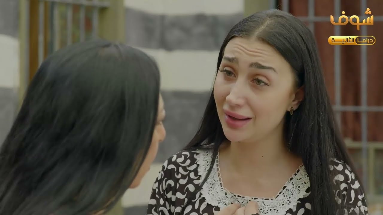 أخوها تاركها هي وأمها من دون لا أكل ولا شرب وداير ورا مرته! اشتغلت خدامة ورفضت العرسان مشان أمها!