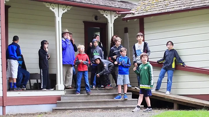 Philip Foster Farm: Pioneer Life Tours