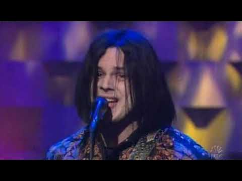 The Raconteurs ~ Steady, As She Goes ~ live Conan