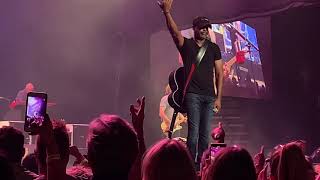 Video thumbnail of "Hootie & The Blowfish - I Only Wanna Be With You/Get Down on It - Nashville - 9-7-19"