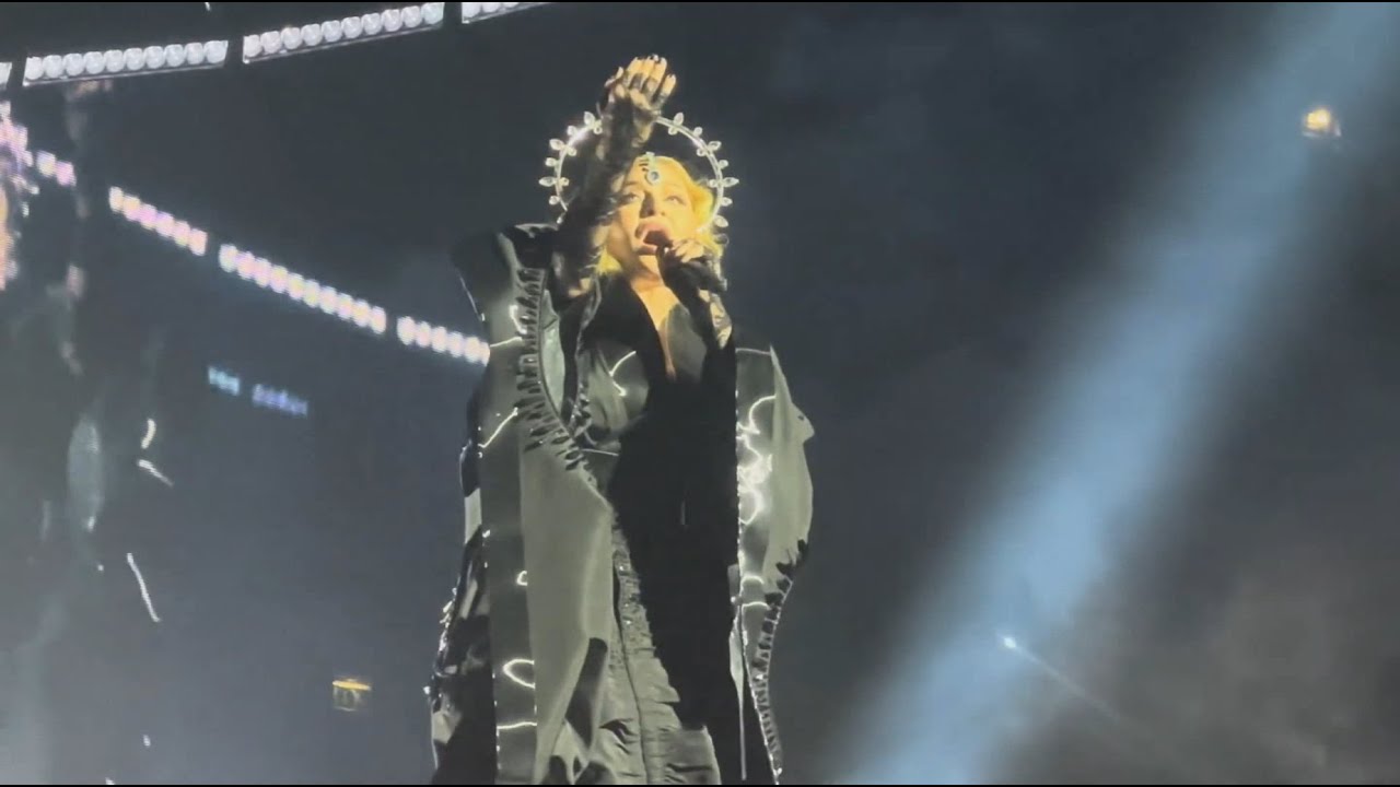 Nothing really matters - Celebration Tour - Madonna (Fanmade DVD) - YouTube