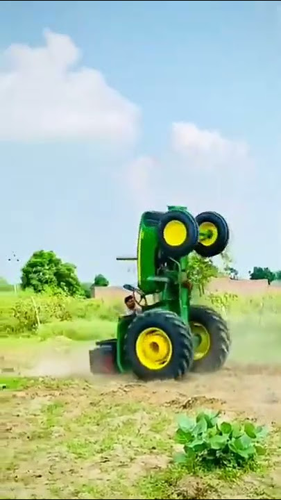 john Deere tractor stunt. #shorts #tractor