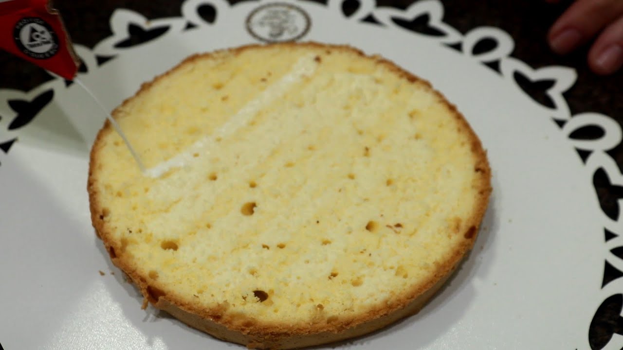 VOCÊ NÃO SABE O QUANTO E NEM COM OQUE MOLHAR O SEU BOLO?  ASSISTA ESSE VÍDEO QUE EU VOU TE AJUDAR!