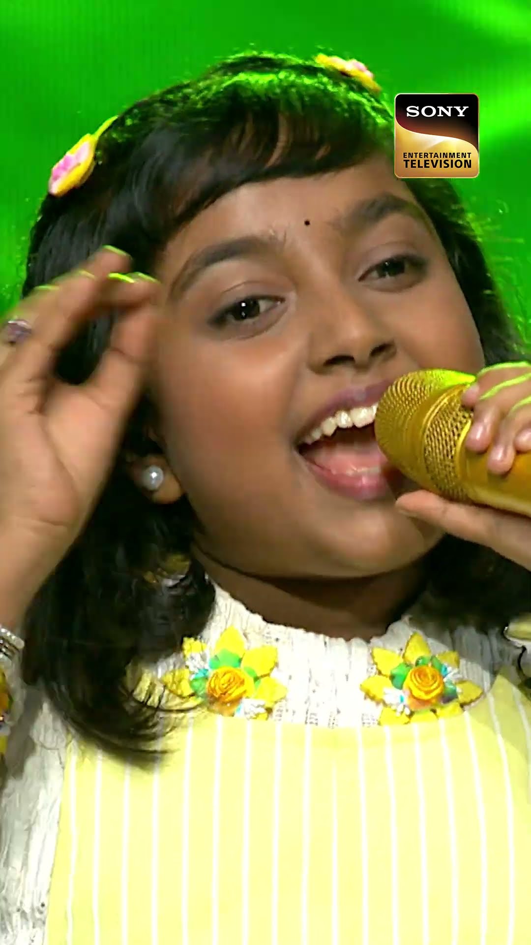 'Mujhe Naulakha' Par Devi Ki Natkhat Singing✨ | Superstar Singer 3 | #superstarsingerseason3 #shorts