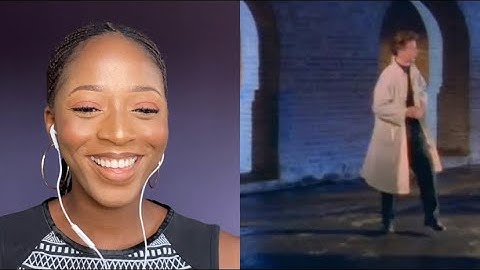 FIRST TIME HEARING RICK ASTLEY - NEVER GONNA GIVE YOU UP REACTION