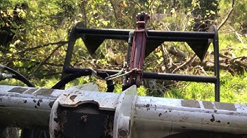 Using the Grapple on the Bobcat