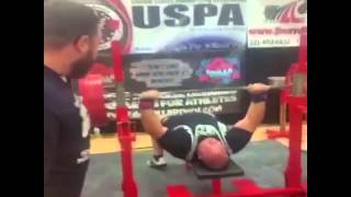Richard Ficca, 606 Raw Bench Press at USPA Meet