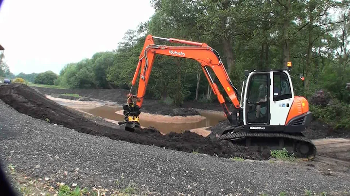 Kubota KX080 and Engcon tilt rotator