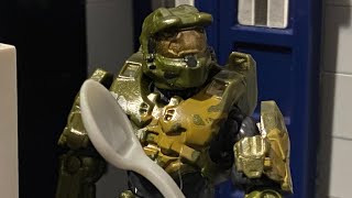 Master Chief has a comically large spoon (meme)