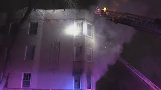 Families displaced after Christmas tree fire in Skokie apartment