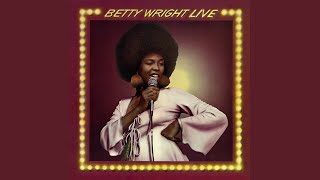 Medley: Clean up Woman / Pillow Talk / You Got the Love / Mr. Melody / Midnight at the Oasis /...